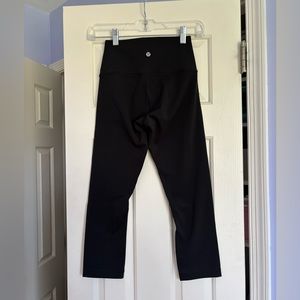 Lululemon cropped leggings 21” inseam